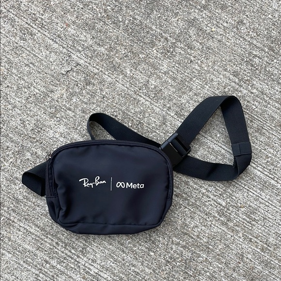 Black Ray-Ban x Meta 😎 Glasses Sunglasses Fanny Pack Belt bag Adjustable - Picture 1 of 4